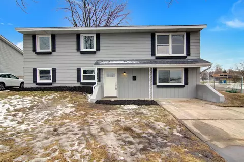 7449 Parrish Ave, Hammond, IN 46323 photo 1