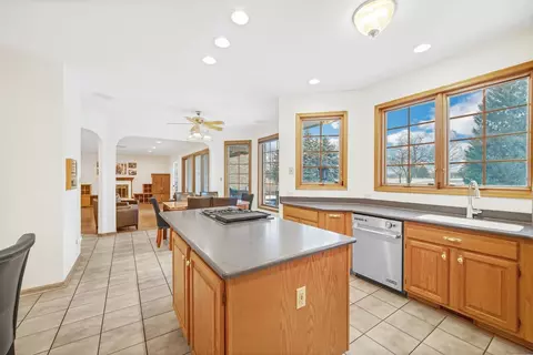 901 Killarney Dr, Dyer, IN 46311 photo 8