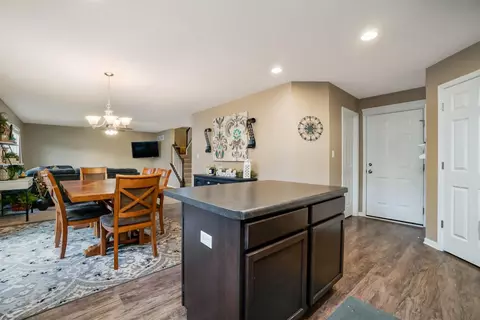 2392 Jupiter St, Portage, IN 46368 photo 7