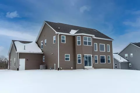 8651 Manor House Dr, Saint John, IN 46373 photo 4