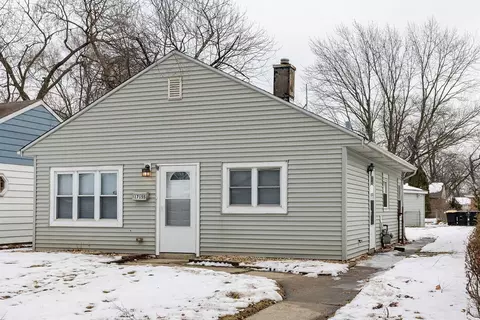 17155 Lorenz Ave, Lansing, IL 60438 photo 1
