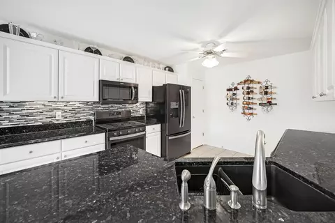 930 Easy St #B, Crown Point, IN 46307 photo 16