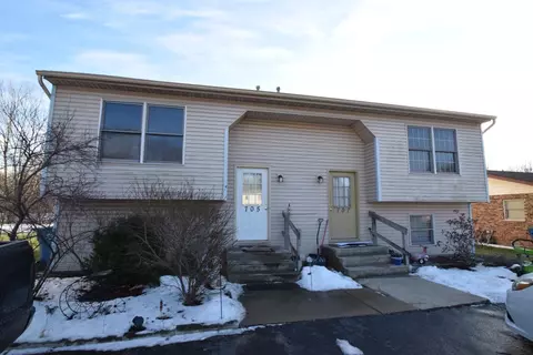 705-707 Carla Dr, Chesterton, IN 46304 photo 1