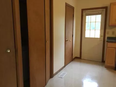 705-707 Carla Dr, Chesterton, IN 46304 photo 10