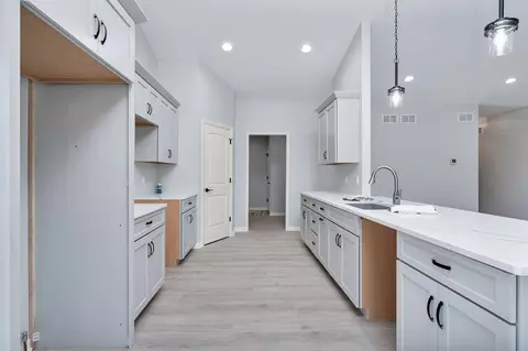 699 Verdano Ter, Crown Point, IN 46307 photo 10