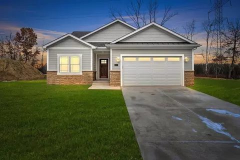 699 Verdano Ter, Crown Point, IN 46307 photo 1