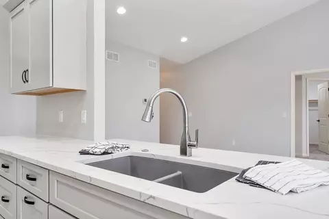 699 Verdano Ter, Crown Point, IN 46307 photo 14