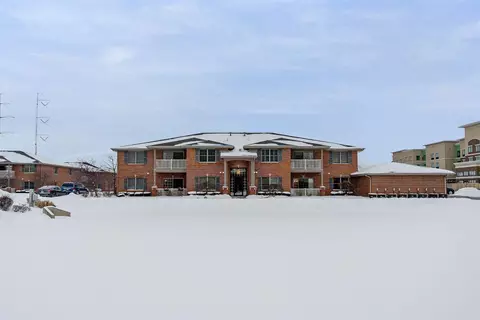 622 Cambridge Ct #1B, Munster, IN 46321 photo 2