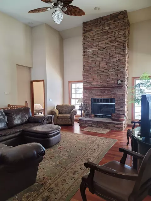 1005 Doe Path Ln, Crown Point, IN 46307 photo 12