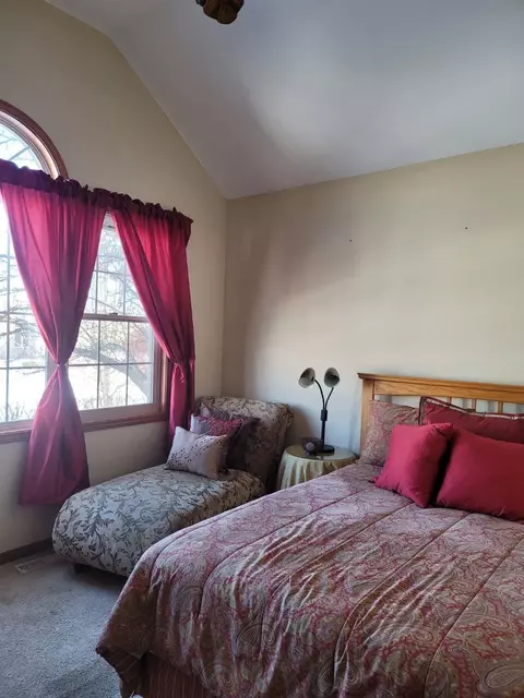 1005 Doe Path Ln, Crown Point, IN 46307 photo 18