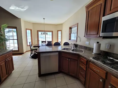 1005 Doe Path Ln, Crown Point, IN 46307 photo 7