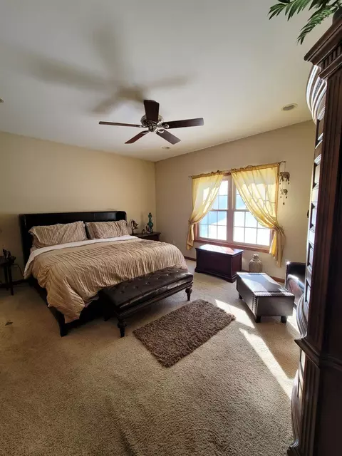 1005 Doe Path Ln, Crown Point, IN 46307 photo 14