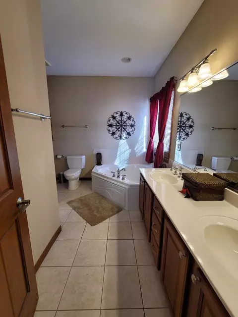 1005 Doe Path Ln, Crown Point, IN 46307 photo 16