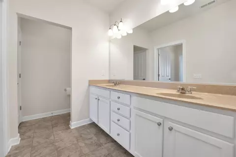2820 Rustic Crooked Cir, Valparaiso, IN 46385 photo 18