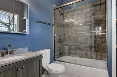 1200 Roosevelt Pl, Gary, IN 46404 photo 5