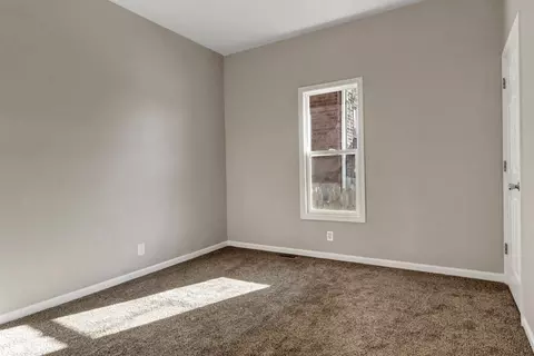 1200 Roosevelt Pl, Gary, IN 46404 photo 9