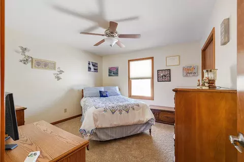 303 Juniper St, De Motte, IN 46310 photo 6