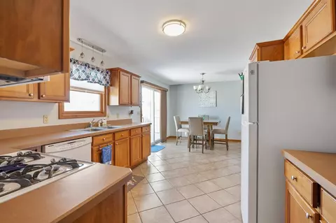 303 Juniper St, De Motte, IN 46310 photo 16