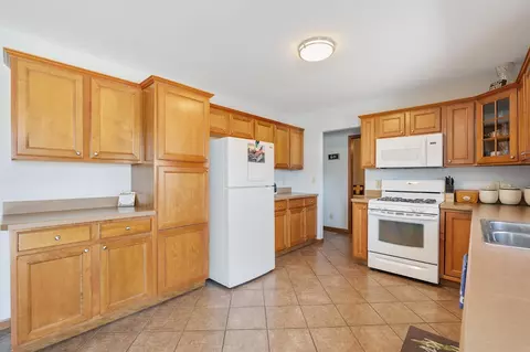 303 Juniper St, De Motte, IN 46310 photo 15
