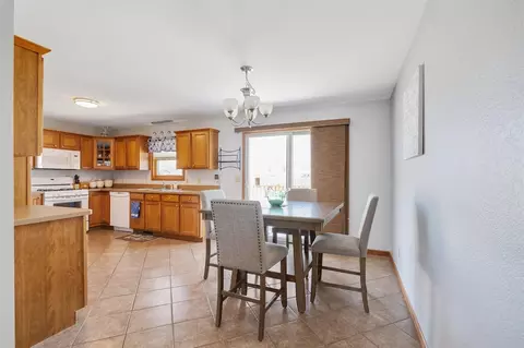 303 Juniper St, De Motte, IN 46310 photo 13