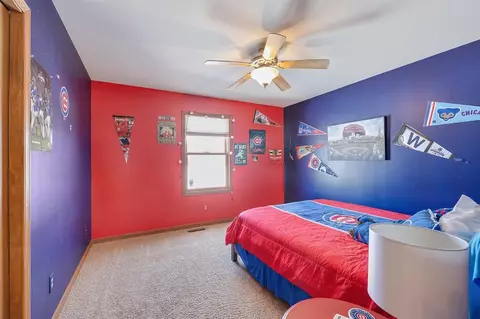 303 Juniper St, De Motte, IN 46310 photo 7