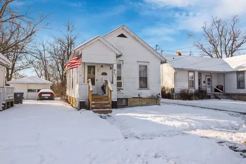 403 E Clark St, Crown Point, IN 46307 photo 4
