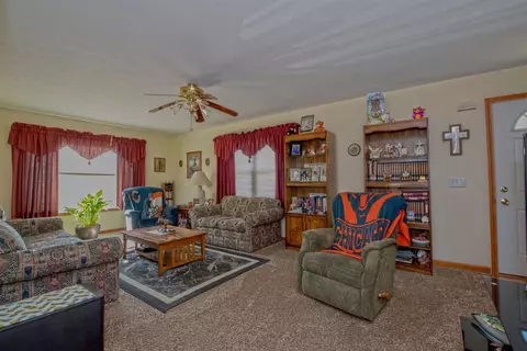 631 N N 200 E, Fair Oaks, IN photo 58