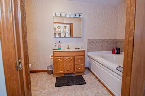 631 N N 200 E, Fair Oaks, IN photo 74