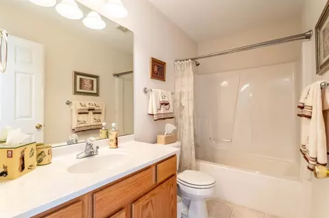 7046 Tompkins Ct, Griffith, IN 46319 photo 17