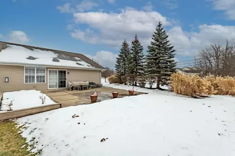 7046 Tompkins Ct, Griffith, IN 46319 photo 4