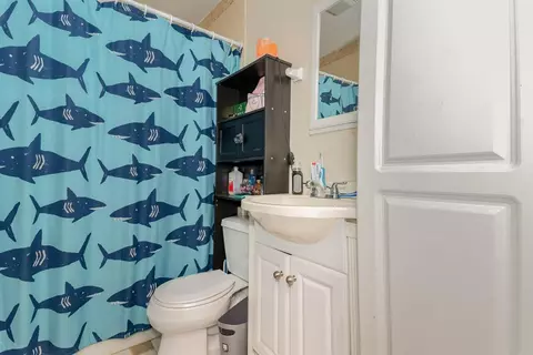 8105 Robertson Pl, Highland, IN 46322 photo 8