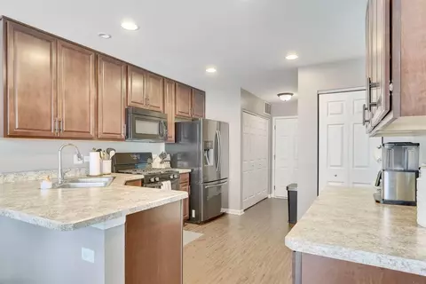 11121 Vermont Cir, Crown Point, IN 46307 photo 6