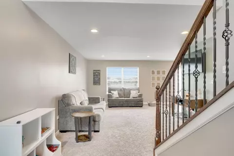 11121 Vermont Cir, Crown Point, IN 46307 photo 7