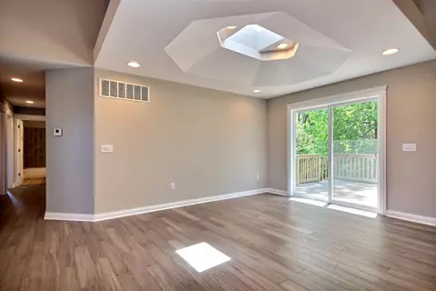 122 N Union St, Crown Point, IN 46307 photo 9