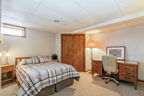 9878 W Oakridge Dr, Saint John, IN 46373 photo 18