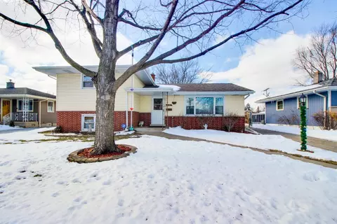 8724 Manor Ave, Munster, IN 46321 photo 1