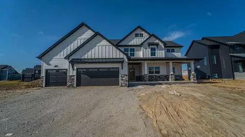 13214 Waterleaf Dr, Saint John, IN 46373 photo 2