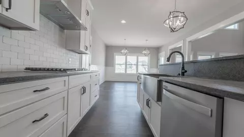 13214 Waterleaf Dr, Saint John, IN 46373 photo 8