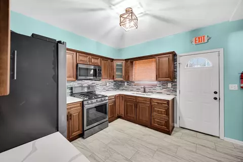 5240 W 4th Pl, Gary, IN 46406 photo 6