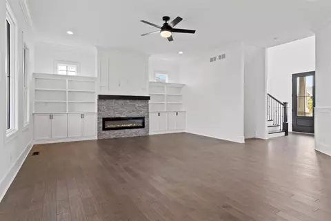 13317 Camas Dr, Saint John, IN 46373 photo 8