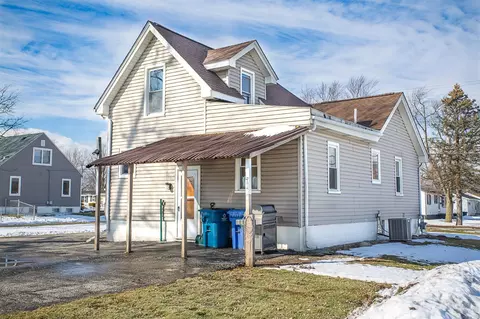 1233 E North St, Crown Point, IN 46307 photo 5