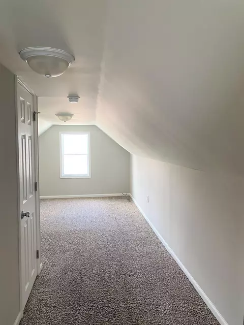 714 W Main St, Griffith, IN 46319 photo 5