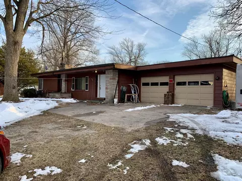 905 Monon Rd, Shelby, IN 46377 photo 1
