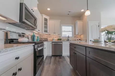 468 Cypress Ln, Chesterton, IN 46304 photo 10