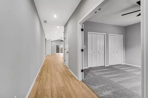 711 Verdano Ter, Crown Point, IN 46307 photo 2