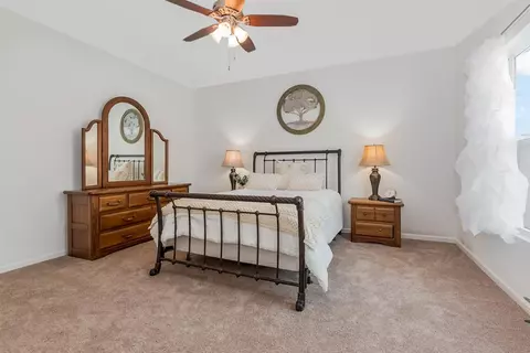 1173 Sawgrass Dr, Griffith, IN 46319 photo 16