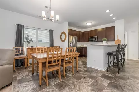 1173 Sawgrass Dr, Griffith, IN 46319 photo 8