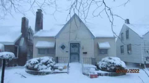 457 Rutledge St, Gary, IN 46404 photo 2