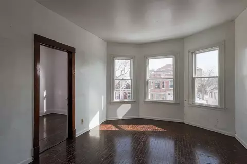 10352 S Avenue L, Chicago, IL 60617 photo 11