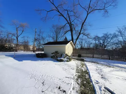 3503 Kings Rd, Steger, IL 60475 photo 14